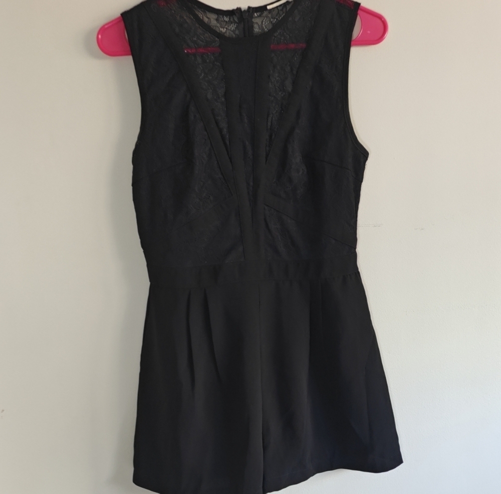 Amisu Sz Small Black Lace Shorts Romper‎ Sleeveless One Piece Jumpsuit - Picture 3 of 6